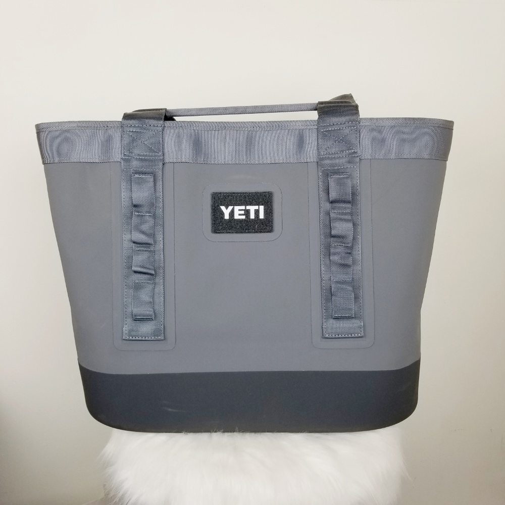 YETI Camino Carryall 35 Bag (Tote) Storm Gray